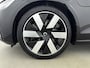 Volvo V60 T6 Plug-in hybrid Plus Dark Long Range | Leder | Keyless Entry | 19'' | Memory| Intellisafe Surround & Assist | Getint Glas |