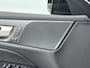 Volvo V60 T6 Plug-in hybrid Plus Dark Long Range | Leder | Keyless Entry | 19'' | Memory| Intellisafe Surround & Assist | Getint Glas |