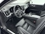 Volvo V60 T6 Plug-in hybrid Plus Dark Long Range | Leder | Keyless Entry | 19'' | Memory| Intellisafe Surround & Assist | Getint Glas |