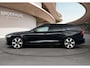 Volvo V60 T6 Plug-in hybrid Plus Dark Long Range | Leder | Keyless Entry | 19'' | Memory| Intellisafe Surround & Assist | Getint Glas |