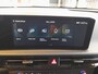 Kia EV6 Light Edition 63 kWh Navi | Stoelverwarming vόόr en stuurwielverwarming | Achteruitrijcamera | Fabrieksgarantie t/m 30-4-2032 + 3x 1 jaar* | NAP