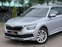 Skoda Kamiq 1.0 TSI sportstoelen adaptief stoelverw