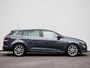 Renault Megane Estate 1.2 TCe Aut. Edition Trekhaak/ Camera/ Adapt. cruise/ Blindspot/ DAB/ Half lederen int.