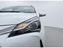Toyota Yaris 1.5 Hybrid Active CRUISE - NAVI - CLIAMTE - VOLLEDIG ONDERHOUDEN