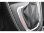 Renault Captur 1.2 TCe 120 pk Intens Automaat | Navigatie | Camera | Parkeersensoren voor en achter | Airconditioning ECC | Cruise Control | Lichtmetalen Velgen | Isofix Bevestigingspunten | Streaming Audio Bluetooth | Zeer Compleet!!!