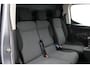 Toyota ProAce City 1.5 D-4D Cool Comfort | Trekhaak | Bedrijfswageninrichting | Cruise Control | Airco | 3-zits | Dakdragers | Bluetooth | 15 inch | DAB