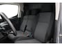 Toyota ProAce City 1.5 D-4D Cool Comfort | Trekhaak | Bedrijfswageninrichting | Cruise Control | Airco | 3-zits | Dakdragers | Bluetooth | 15 inch | DAB