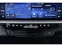 Opel Grandland Electric Ultimate AWD 73 kWh | Lederen bekleding | 20" Lichtmetalen velgen | Panoramisch Schuifkanteldak | Stoel en Stuurverwarming | elektrische achterklep