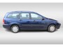 Ford Focus Wagon 1.6-16V Ambiente nieuwe APK, trekhaak