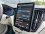 Volvo XC60 2.0 T8 Plug-in hybrid AWD Ultra Dark Exec. Ed. | Luchtvering | Bowers&Wilkins | HUD | Massage |