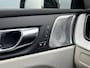 Volvo XC60 2.0 T8 Plug-in hybrid AWD Ultra Dark Exec. Ed. | Luchtvering | Bowers&Wilkins | HUD | Massage |