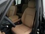 Land Rover Defender 2.0 P300e 110 X-Dynamic HSE Edition | Caraway Windsor Leather Seats | Meridian Surround System | Koelkast middenconsole | Clearsight binnenspiegel |