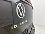 Volkswagen ID. Buzz Cargo Bulli Limited Edition 286PK | Climatric Airco | Trekhaak | Stoelverwarming | Draadloos Apple Carplay/ Android Auto | DAB+ | Achteruitrijcamera inclusief 360 graden | Diefstalalarm | Navigatie | LED Matrix koplampen | Voorruit verwarmbaar |