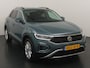 Volkswagen T-Roc 1.5 TSI Life Edition | AUTOMAAT | Adapt. Cruise | Clima | Camera | LED | Apple carplay // Android auto | Fabrieksgarantie t/m 03-2029 |