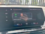 BMW iX1 xDrive30 Launch Edition 67 kWh | M-Pakket | Trekhaak | Camera | Leer | NL-Auto |