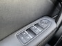 Renault Captur 1.6 E-Tech Plug-in Hybrid 160 Initiale Paris | TWO TONE | Leder | stuur/stoelverwarming | DAB Ontvanger |