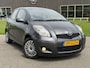 Toyota Yaris 1.3 VVTi Aspiration #RIJKLAAR# | AUTOMAAT | Sensoren | ACC etc.