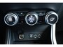 Renault Captur TCe 90 Intens | CAMERA | NAVI | CRUISE CONTROL | CLIMATE CONTROL | APPLECARPLAY/ANDROIDAUTO | PDC | LMV