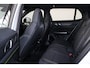 Lynk & Co 01 1.5 Core - UIT VOORRAAD LEVERBAAR - Parkeercamera achter - LED Koplampen met actieve grootlichtregeling - Buitenspiegels elektrisch inklapbaar en verwarmbaar - Verwarmde voorstoelen - 15,4 Inch display - Bekleding ECONYL - Apple Carplay & Android Auto - Achterbank 60/40 inklapbaar - ISOFIX - Dakrails - 19' LMV