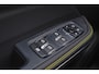 Lynk & Co 01 1.5 Core - UIT VOORRAAD LEVERBAAR - Parkeercamera achter - LED Koplampen met actieve grootlichtregeling - Buitenspiegels elektrisch inklapbaar en verwarmbaar - Verwarmde voorstoelen - 15,4 Inch display - Bekleding ECONYL - Apple Carplay & Android Auto - Achterbank 60/40 inklapbaar - ISOFIX - Dakrails - 19' LMV