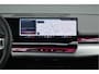 BMW 5-Serie Touring 520i | M-PAKKET | PANO | ACC | CAM | H&K | TREKHAAK |