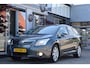 Toyota Avensis Wagon 2.0 VVTi Executive Business Bomvol! Leer | Camera | Trekhaak | el.stoelen | Stoelverwarming