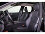 Volvo XC60 T6 Recharge AWD Plus Dark - Panorama/schuifdak - IntelliSafe Assist & Surround - 360º camera - Verwarmde voorstoelen, stuur & achterbank - Parkeersensoren voor & achter - Elektr. bedienb. voorstoelen met geheugen - Draadloze tel. lader - Semi elektr. inklapbare trekhaak - 21' LMV