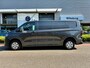 Volkswagen e-Transporter 34 L2H1 Life 64 kWh 218 pk - Trekhaak / Navi by APP