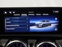 Mercedes-Benz A-klasse 180 Business Solution AMG | Night pakket | 19 inch velgen | Panoramadak | Keyless entry | Multibeam led koplampen | Apple carplay/Andorid auto |