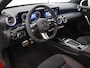 Mercedes-Benz A-klasse 180 Business Solution AMG | Night pakket | 19 inch velgen | Panoramadak | Keyless entry | Multibeam led koplampen | Apple carplay/Andorid auto |