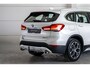 BMW X1 sDrive20i High Executive / Panodak / Headup / Trekhaak / Leder / Stoelverm. / Dlr Ond. / Orig. NL