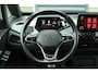 Volkswagen ID.3 204pk First Plus 58 kWh Pro Performance | SoH 94% | Steunhaak | Matrix LED | 19 inch met Allseason