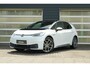 Volkswagen ID.3 204pk First Plus 58 kWh Pro Performance | SoH 94% | Steunhaak | Matrix LED | 19 inch met Allseason
