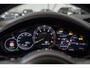 Porsche Cayenne 3.0 E-Hybrid / Platinum / Spordesign / PASM / Luchtvering / Sportstoelen+ / Trekhaak / Dlr. ond. / Orig. NL