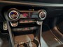 Kia Picanto 1.0 DPI GT-Line Stoel en Stuur verwarming, Schuif kantel dak, Apple Carplay/Android Auto, Navigatie, Camera.