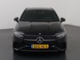 Mercedes-Benz A-klasse 250 e Star Edition AMG Line | Widescreen | Sfeerverlichting | Getint glas |