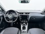 Skoda Octavia 1.0TSI 116PK Stoelverwarming Trekhaak Apple Carplay Android Auto Navi Ecc Cruise Control Pdc Lmv 17" Led WLAN Bluetooth Isofix Dealeronderhouden 1.300KG Trekgewicht 1e Eigenaar Origineel Nederlandse Auto