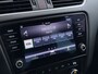 Skoda Octavia 1.0TSI 116PK Stoelverwarming Trekhaak Apple Carplay Android Auto Navi Ecc Cruise Control Pdc Lmv 17" Led WLAN Bluetooth Isofix Dealeronderhouden 1.300KG Trekgewicht 1e Eigenaar Origineel Nederlandse Auto