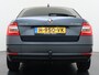 Skoda Octavia 1.0TSI 116PK Stoelverwarming Trekhaak Apple Carplay Android Auto Navi Ecc Cruise Control Pdc Lmv 17" Led WLAN Bluetooth Isofix Dealeronderhouden 1.300KG Trekgewicht 1e Eigenaar Origineel Nederlandse Auto
