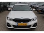 BMW 3-Serie Touring 330e High Executive M-SPORT SHADOW PANORAMADAK MEMORY 360-CAMERA KEY-LESS CARPLAY TREKHAAK