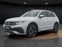 Volkswagen Tiguan 1.4 TSI eHybrid R-Line | Pano dak | Trekhaak | Head Up | 360 Camera | Elek Achterklep | 20" | IQ Light |