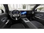 Mercedes-Benz GLB 250+ Business Solution Luxury | Vast panoramadak | Trekhaak | Stoelverwarming voor | Warmtepomp | 3e zitrij voor 2 personen