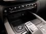Citroën C5 Aircross 1.6 Plug-in Hybrid 225 Deluxe 225Pk Automaat (APPLE CARPLAY, GROOT NAVI, 360 CAMERA, GETINT GLAS, ELEK SPORTSTOELEN, LEDER, STOELVERWARMING, ADAPTIVE CRUISE, NIEUWSTAAT)