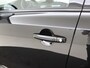 Suzuki Vitara 1.5 Hybrid Style | Dealer Onderhouden | NL auto | dodehoek detectie | Schuif/kantel dak | Parkeersensoren voor+achter | Cruise control Adaptive | Stoelverwarming | 20" Velgen | Achteruitrijcamera |
