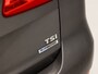 Volkswagen Touran 1.2 TSI Sport 7 Persoons (NAVIGATIE, CLIMATE, GETINT GLAS, SPORTSTOELEN, PARKEERSENSOREN, CRUISE, NIEUWE APK, NIEUWSTAAT)