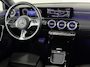 Mercedes-Benz A-klasse 180 Business Solution Luxury | Trekhaak | Panoramadak |