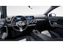 Mercedes-Benz A-klasse 180 Business Solution Luxury | Trekhaak | Panoramadak |