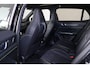 Lynk & Co 01 1.5 More - Parkeercamera achter - LED Koplampen met actieve grootlichtregeling - Buitenspiegels elektrisch inklapbaar en verwarmbaar - Verwarmde voorstoelen - 15,4 Inch display - Bekleding ECONYL - Apple Carplay & Android Auto - Achterbank 60/40 inklapbaar - ISOFIX - Dakrails - 19' LMV