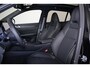Lynk & Co 01 1.5 More - Parkeercamera achter - LED Koplampen met actieve grootlichtregeling - Buitenspiegels elektrisch inklapbaar en verwarmbaar - Verwarmde voorstoelen - 15,4 Inch display - Bekleding ECONYL - Apple Carplay & Android Auto - Achterbank 60/40 inklapbaar - ISOFIX - Dakrails - 19' LMV