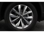 Volkswagen T-Roc 1.5 TSI 150pk DSG Style Navigatie Apple Carplay Android Auto Camera Parkeersensoren Adaptive Cruise Control Stoelverwarming Climate Control Lichtmetalen velgen